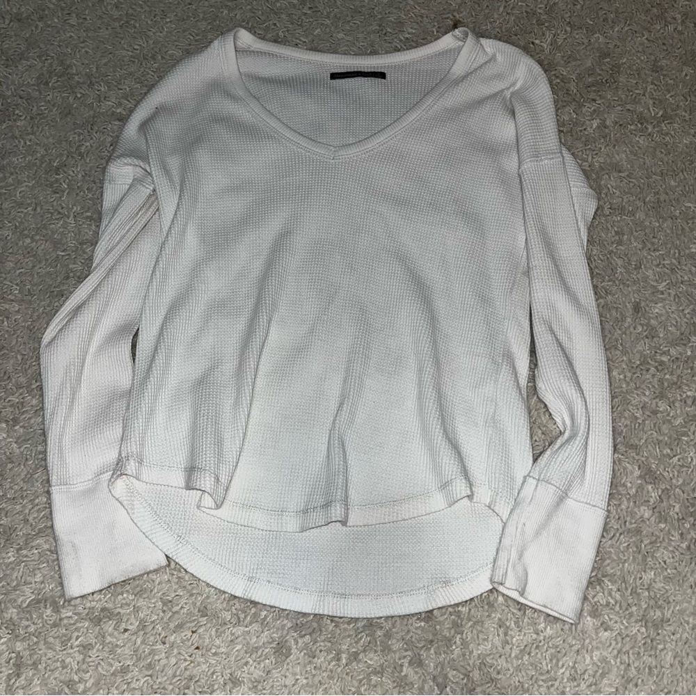 Abercrombie and Fitch white waffle knit v neck long sleeve size small